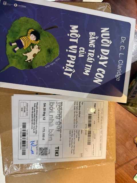 Mình mua 2 quyển. Giao 1 quyển vậy shop