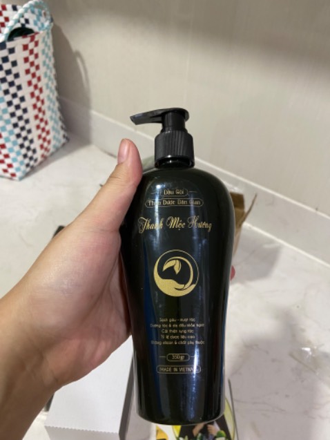 giao hàng siêu nhanh. Dầu gội rất thích luôn