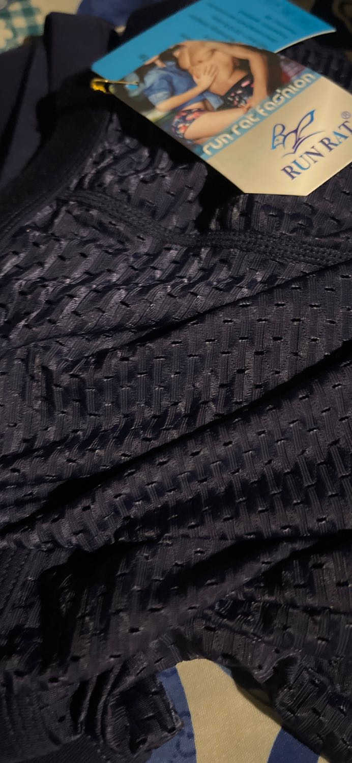 Hài lòng với chất lượng sản phẩm Hài lòng với chất lượng sản phẩm