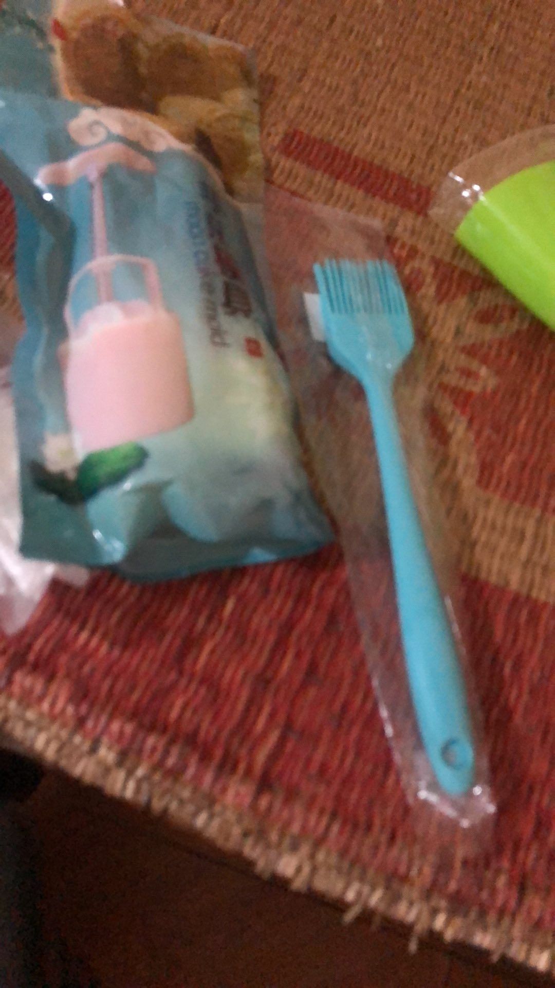 Mua hàng c shop này rất thích. Giá cả hợp lý, giao hàng nhanh, đóng gói cẩn thận. Sẽ còn ủng hộ shop dài dài