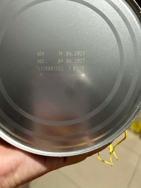 Con mình uống phải 3 hộp của lô bị thu hồi luôn ạ . Tiki có hỗ trợ thu hồi k ạ