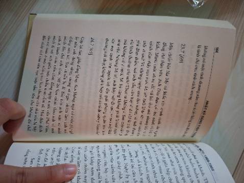 Sách có làm thành phim nha, siêu hay luôn, đọc vừa buồn vừa thương