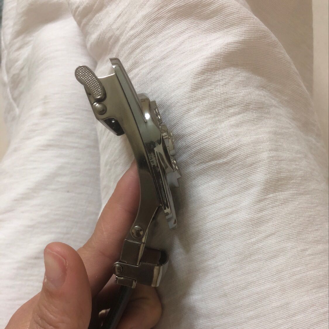 Đẹp, chất. Nhận hàng thấy ưng quá trên cả mong đợi. Chất liệu đúng quá ổn so với giá. Anh em nên mua nhé. Không có chỗ chê Đẹp, chất. Nhận hàng thấy ưng quá trên cả mong đợi. Chất liệu đúng quá ổn so với giá. Anh em nên mua nhé. Không có chỗ chê