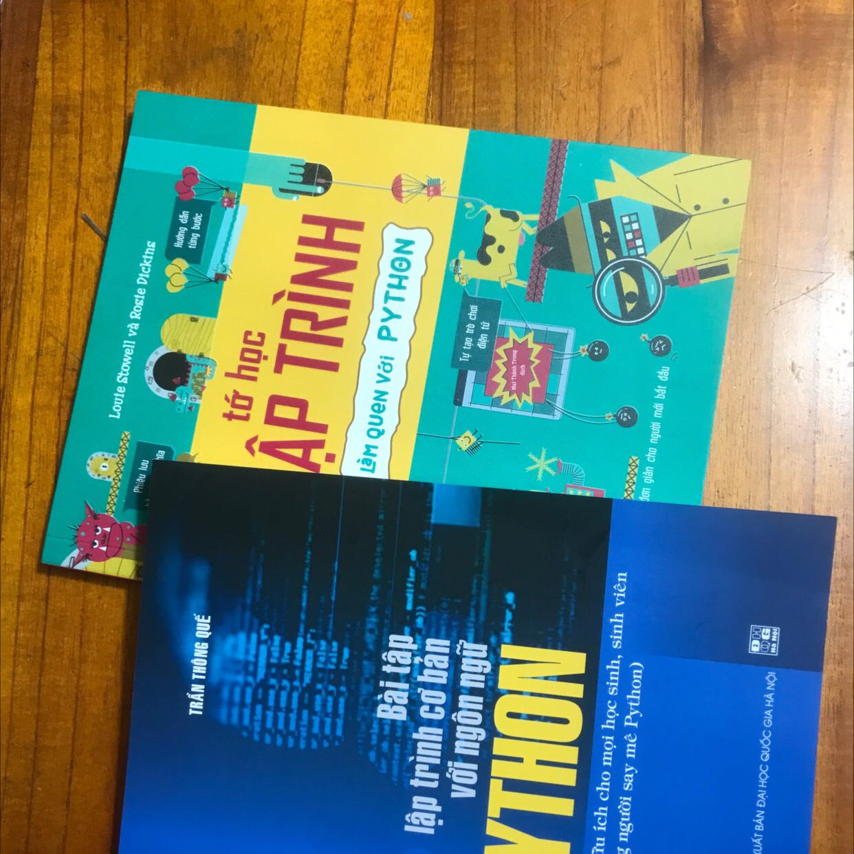 Ship giao hàng nhanh, uy tín. Sách mới, giao diện đẹp, nội dung khoa học