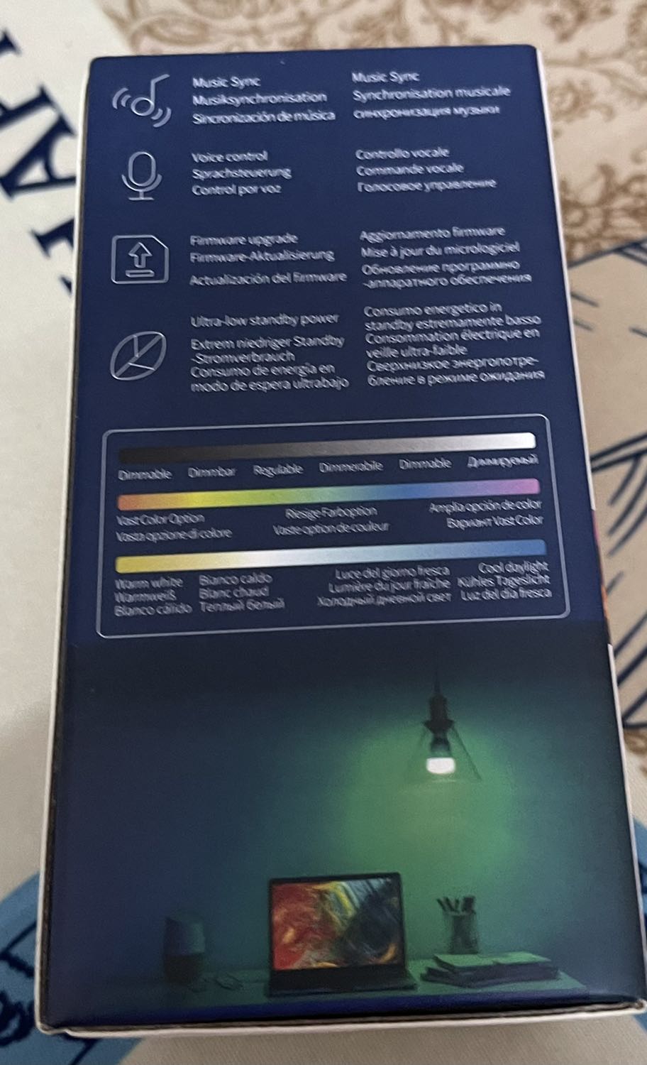 Giao hàng nhanh, đóng gói kỷ. Kết nối với app điều khiển dễ dàng, hàng đúng như mô tả trên gian hàng.