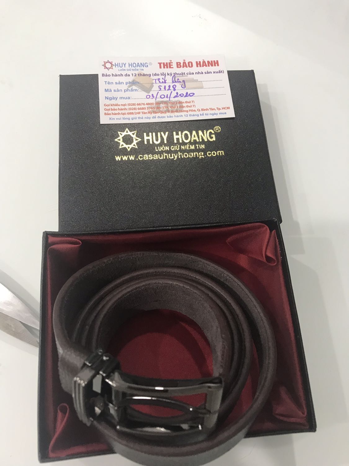 Giao hàng nhanh, dây nịt rất tốt, đẹp, còn có phiếu bảo hành nữa. Bán hàng có tâm