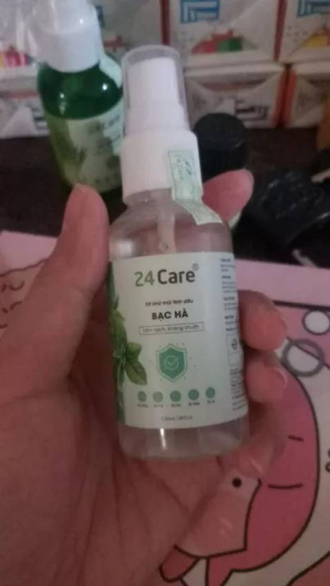 Nhận hàng chuẩn như hình đúng đơn. Giao hàng nhanh. Cảm giác cá nhân là mùi hơn hắc. Hơi nồng. Hy vọng đuổi được muỗi. Mới sài nên chưa biết có tác dụng k ạ.