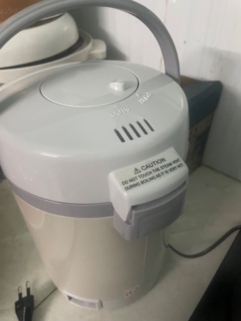 Mua cái thứ 2  Dùng cái giống bình bền rất hợp lý với gia đình 4 năm nay bị hư tìm mua giống nhau ccảm ơn nhà sản xuất thailand gia đình tôi rất tin tưởng ok