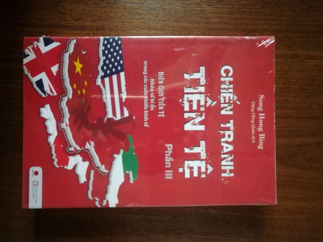 Sách bảo quản, bao bọc rất kĩ, nội dung rất hay và thú vị.
Nhưng do sai hẹn nên chỉ 4*, ghi t6 hàng tới nhưng tới cn mình mới nhận được hàng.