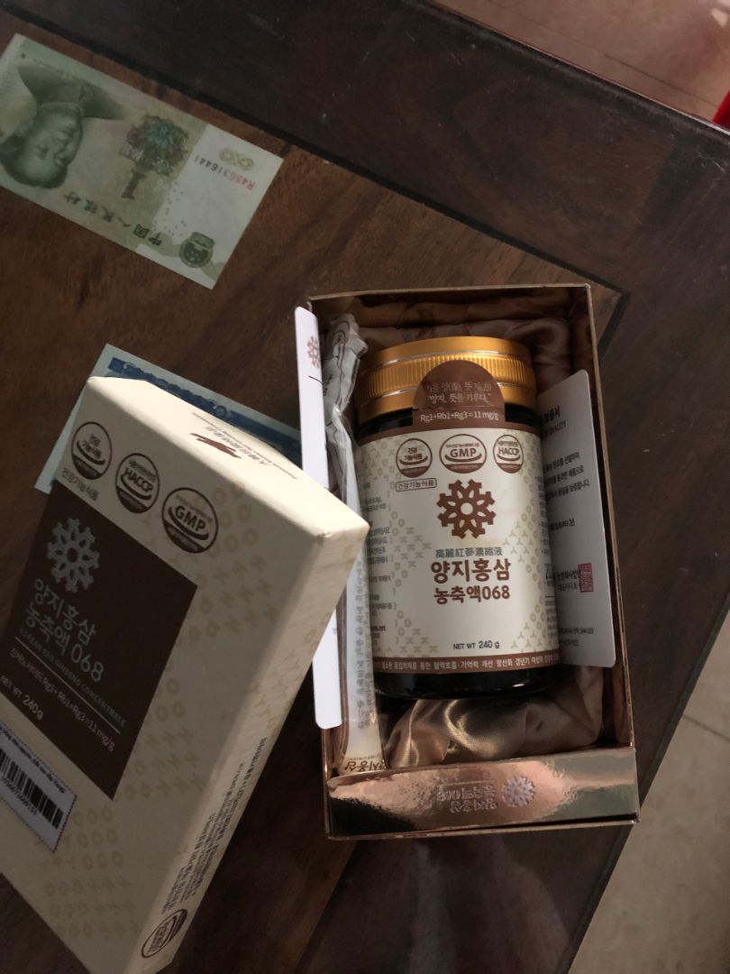 Giao hàng siêu nhanh luôn, tư vấn lại nhiệt tình nữa
Dùng thử thì thấy khá ưng ý, chất sâm cô đặc pha với nước ấm dễ uống lắm, không thấy mùi khó chịu như các loại mình từng dùng
Sẽ ủng hộ dài dài Giao hàng siêu nhanh luôn, tư vấn lại nhiệt tình nữa
Dùng thử thì thấy khá ưng ý, chất sâm cô đặc pha với nước ấm dễ uống lắm, không thấy mùi khó chịu như các loại mình từng dùng
Sẽ ủng hộ dài dài