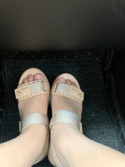 Đẹp. Êm. Nên mua ạ