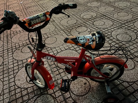 - Dây nguồn bị hư. Thử dây nguồn khác thì hoạt động bình thường
- Tay cầm bị trễ nhẹ. Nếu mua tay cầm xịn có cải thiện đc không?
- Game nhiều nhưng không thấy hướng dẫn   những game nổi tiếng như Bắn xe tăng phải tìm thế nào?