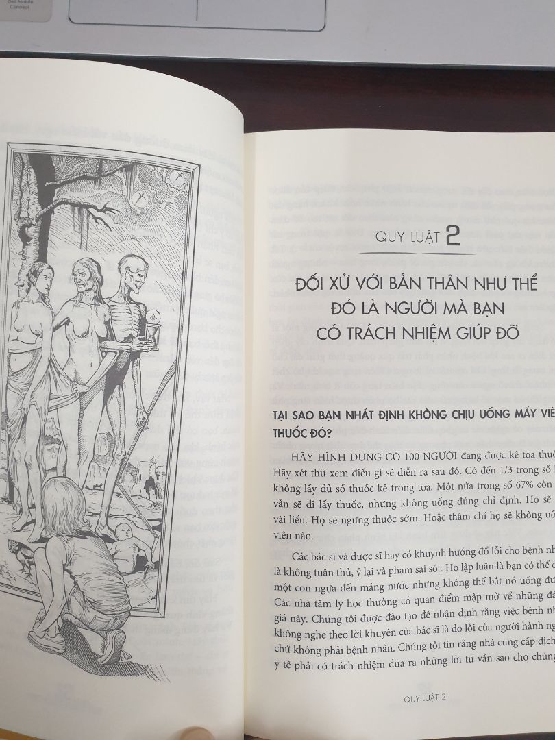 12 quy luật cuộc đời, tuy không mang tính bao chùm đại diện cho nhóm những quy luật quan trọng nhất cuộc sống nhưng cũng khá ý nghĩa khi người đọc nghiền ngẫm và thực hiện tốt nó. Tác giả có kiến thức sâu rộng về các vấn đề xã hội, nhìn nhận, phân tích nó dưới góc nhìn tư duy triết học sâu sắc, trong đó cũng trích dẫn, bàn luận thêm những nguyên lý nổi tiếng khác. 12 Quy luật dạy cho người ta sống ngay thẳng, trách nhiệm, tôn trọng bản thân, giáo dục con cái. Sách trình bày hình thức đẹp, khổ rộng, hơi dày chút, người đọc cần kiên trì mới đọc hết một mạch cuốn sách trong vòng 1 tuần được.