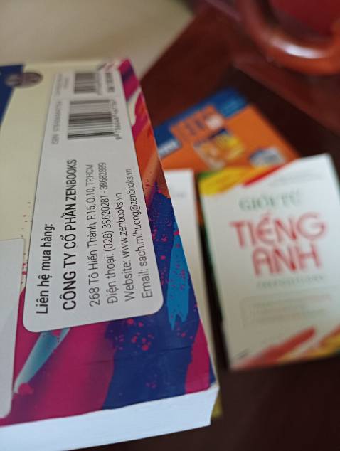 Giáo hàng nhanh, nội đứng hay giấy đẹp nhưng gói hàng rất ẩu lm sách bj móp méo và hơi bẩn nữa Giáo hàng nhanh, nội đứng hay giấy đẹp nhưng gói hàng rất ẩu lm sách bj móp méo và hơi bẩn nữa