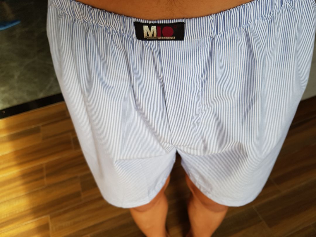 Quần may kỹ lưỡng, vải mát, mặc thoải mái. với giá đó là quá tốt. Mọi người yên tâm mua ủng hộ nhé. Không sợ mua phải hàng đểu đâu.