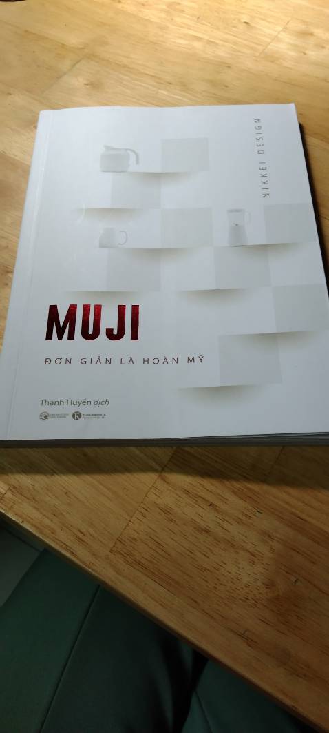 Đơn giản là hoàn mỹ, được thể hiện đúng như tên sách đơn giản từ trang bìa , nội dung kèm hình ảnh giúp ta hiểu thêm về sản phẩm của Muji