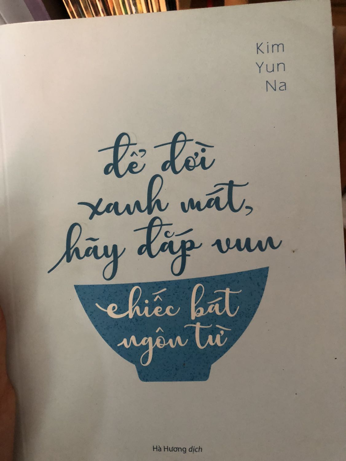 Sẵn sale nên mua về đọc dần. Giấy tốt chữ rõ ràng. Chưa đọc nên sẽ nhận xét sau