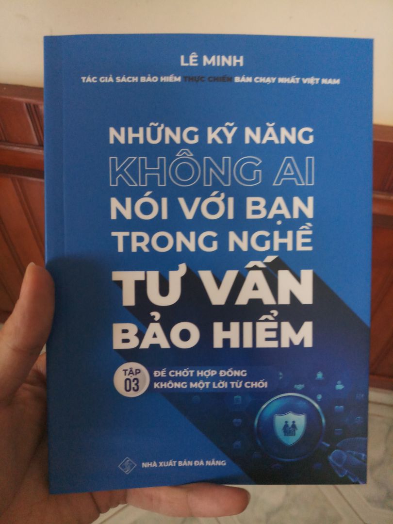 Sách hay và rất thực tế, có tính ứng dụng cao. Lối viết sách và tư duy khác hẳn những cuốn sách lý thuyết, lan man của các tác giả khác. Sẽ tiếp tục ủng hộ anh Lê Minh