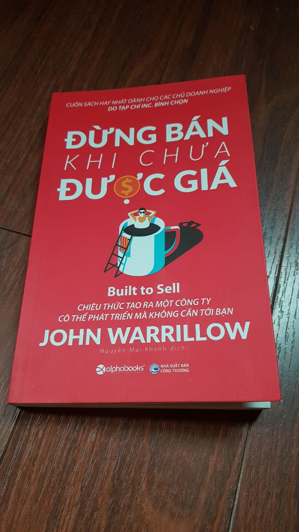 Sách được đánh giá khá cao ở bản gốc nên cũng đáng để đọc thử. Sách đẹp, giá sale rẻ.