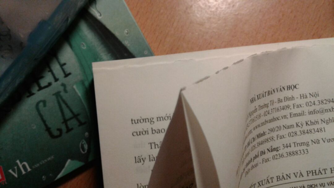 Tiki giao hàng rất nhanh - mình đặt mua vào ngày 21/6, nhận được vào trưa ngày 23/6. tuy nhiên, khi mình kiểm tra, từ trang 329 trở đi sách bị như thế này. mong Tiki xem lại giúp mình. Mình cảm ơn.