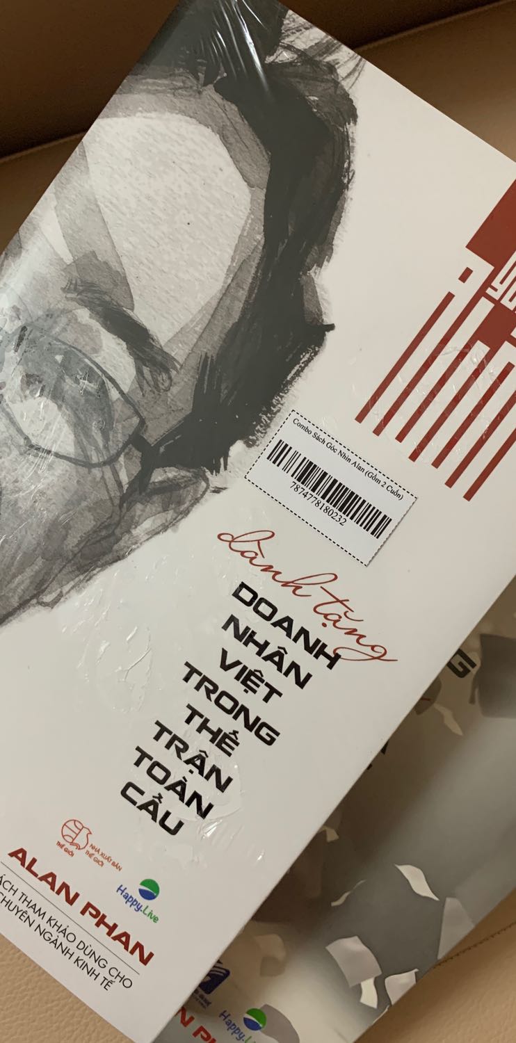 Giao hàng nhanh chóng, bọc gói sản phẩm cẩn thận chắc chắn, có mấy lần bìa bóng lận :)) do khá quan tâm những bài viết của ông nên mua sách về đọc
