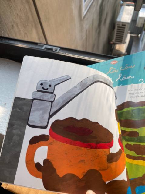 sách truyện của mogu rất hợp với bé nhà mình, con rất thích ba mẹ đọc sách cho mỗi ngày. mình rất hạn chế cho con xem điện thoại, dạy con niềm yêu sách và con cũng rất hứng thú.  Cảm ơn sốp nhiều lắm