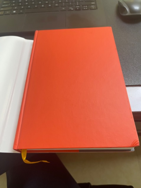 Sản phẩm như sách lậu, bìa bọc không đúng với giá trị sản phẩm