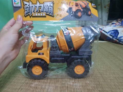 bé mình thích lắm. bọc hàng cẩn thận ship hàng nhanh chóng. xe đẹp nha