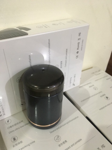 Máy nhỏ gọn mà đẹp, bỏ túi mang đi đâu cũng tiện, máy nhỏ mà có võ, máy cạo khá khoẻ và sạch, không rát. Nhìn bé thế thôi dùng rất ok
Shop đóng gói cẩn thận, tư vấn nhiệt tình