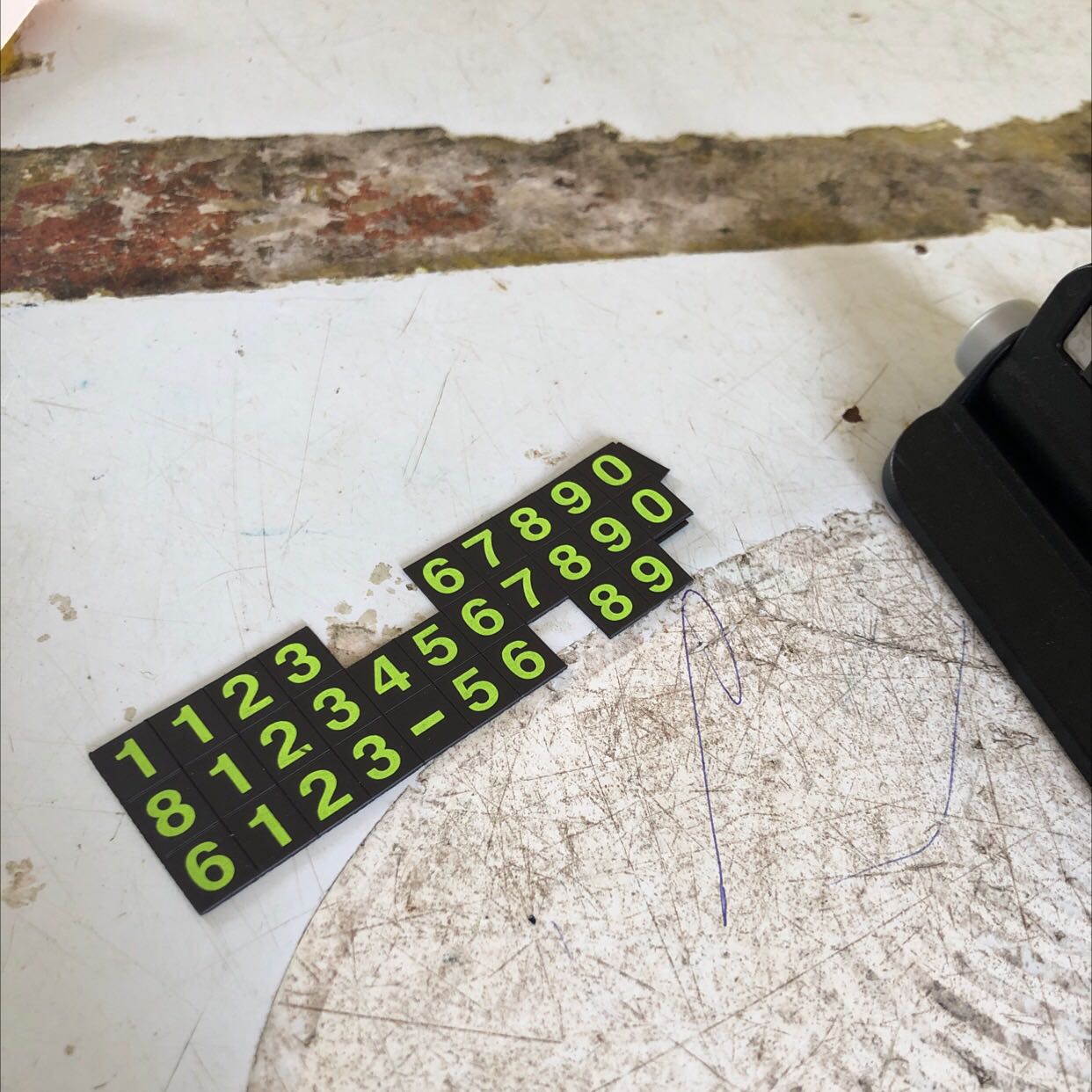 Sản phẩm như mô tả chất lượng phù hợp với giá tiền để điện thoại được khi xe không chạy chứ chạy thì rơi luôn