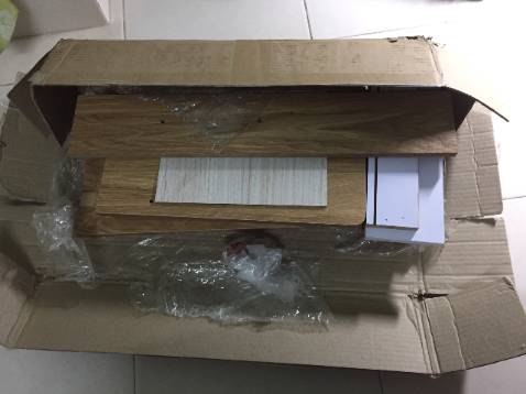 Sản phẩm tuy có bị lỗi nhưng vẫn ổn. Nghiên cứu video hướng dẫn một chút lắp theo là OK. Nhưng tiền ship cao quá