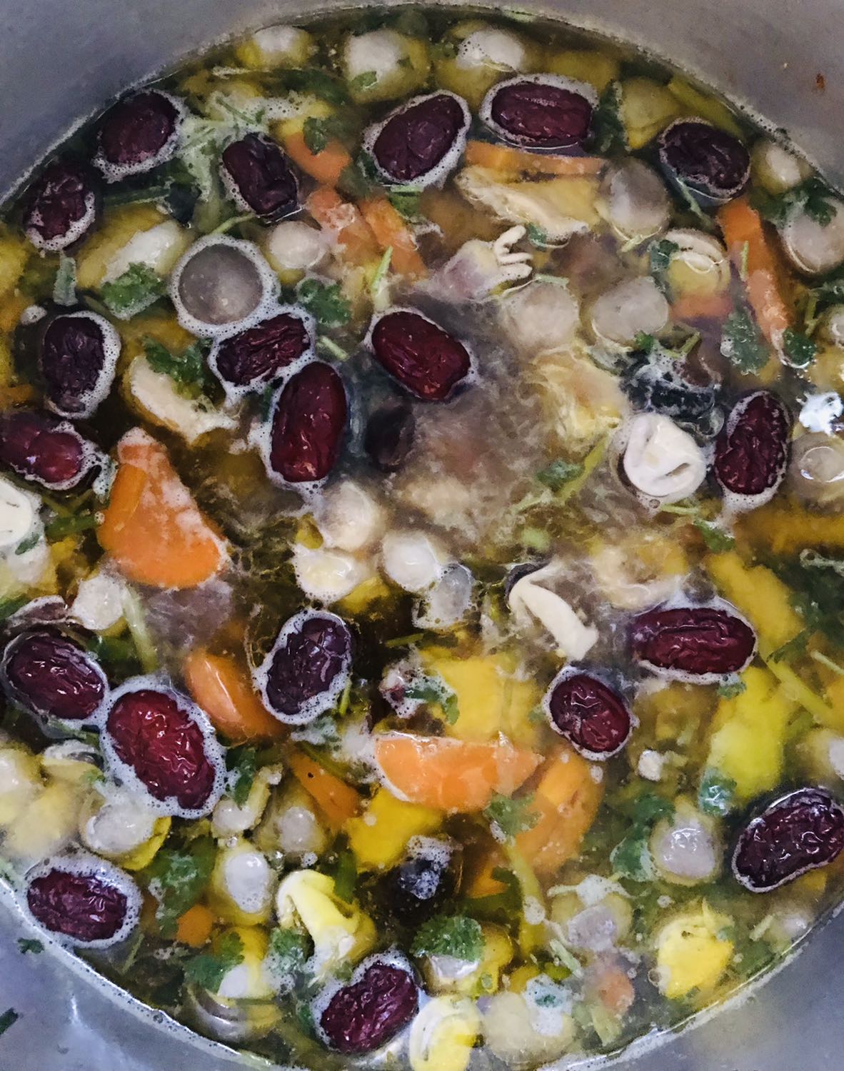 Ship nhanh, vừa với thẻ ATM, hơi mỏng, với mua 20 bao đựng thẻ, nhưng lại làm đôi 2 miếng dính liên nhau, kiểu đấy m thấy k hay lắm, làm rời từng cái vẫn hay hơn nhé 
Giá này thì cũng gọi là k rẻ nha