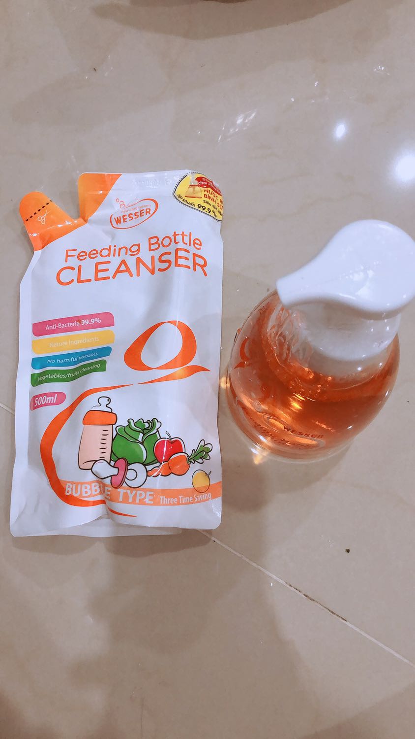 25 ngay mới nhận dc hàng do ảnh hưởng của dịch. Cám ơn đội ngũ shiper, Tiki và shop hỗ trợ để giao hàng cho mình. Bên trong bọc kỹ còn cái thùng giấy ở ngoài chắc do lưu kho lâu nên nhào móp hết hên hàng bên trong ko sao. Có thấy đọng nước ở vòi đã nt hỏi shop nói bóc ra xài thôi. Chưa xài nên chưa cho đánh giá về chất lượng sp đc