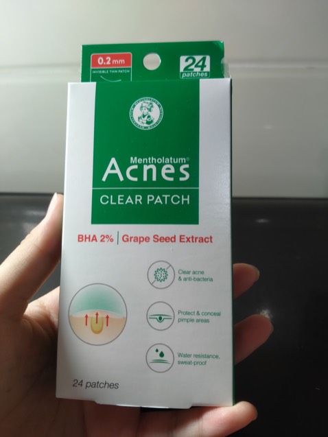 Da dầu xài thoải mái, không lo bong nha, bám dai như đỉa, trai gái dùng được tất, cồi mụn thì tùy loại, nhưng có cồi trắng rồi thì ịn vô gom nhanh cực