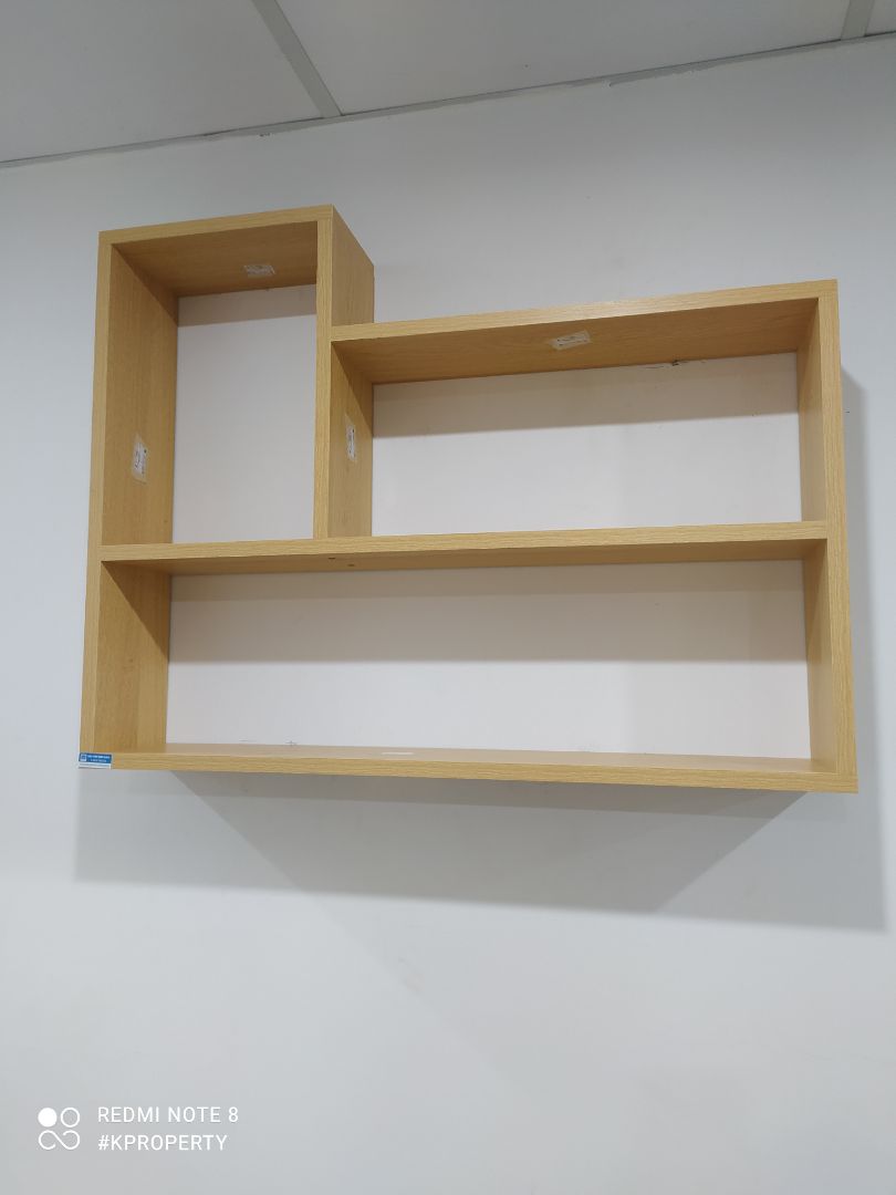 Chuyên nghiệp từ cách đóng gói, ghi chú hàng dễ vợ, vận chuyển nhanh đúng hẹn, hướng dẫn cực kì chi tiết dễ hiểu, có thể tự thi công với người ít kinh nghiệm (cả bản giấy kẹp sẵn và video, cả ***/ *** hướng dẫn)
Kệ treo thẩm mỹ & rất chắc chắn!
Duy chỉ công đoạn kẹp me khoan để khoan vít vào tắc kê là khó nhất (dùng kìm sẽ rất vất vả)
Nên hướng dẫn thêm chi tiết chỗ này.
Nếu có thêm chất liệu gỗ cao su thì tốt :)
Giá cả khá hợp lý
Đánh giá 5 sao