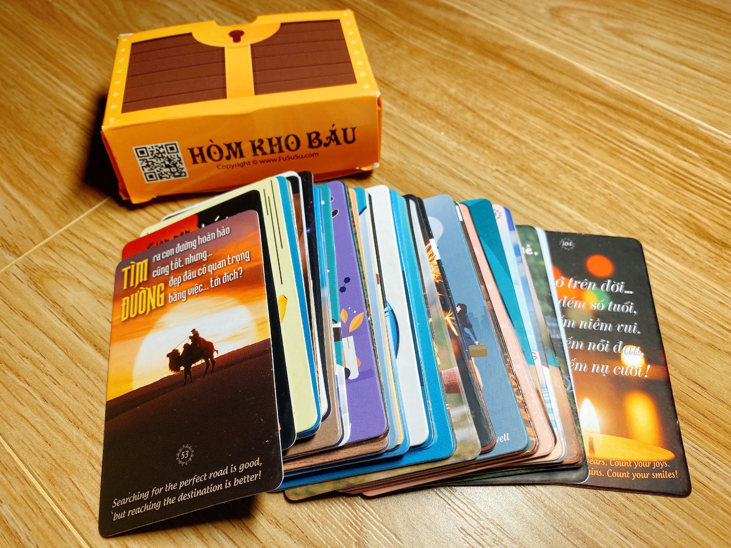 Giao hàng nhanh và đầy đủ như hình, bookmarks nhỏ gọn có nhiều thông điệp ý nghĩa, mình sẽ sưu tập 2 bộ còn lại luôn ^..^ Giao hàng nhanh và đầy đủ như hình, bookmarks nhỏ gọn có nhiều thông điệp ý nghĩa, mình sẽ sưu tập 2 bộ còn lại luôn ^..^