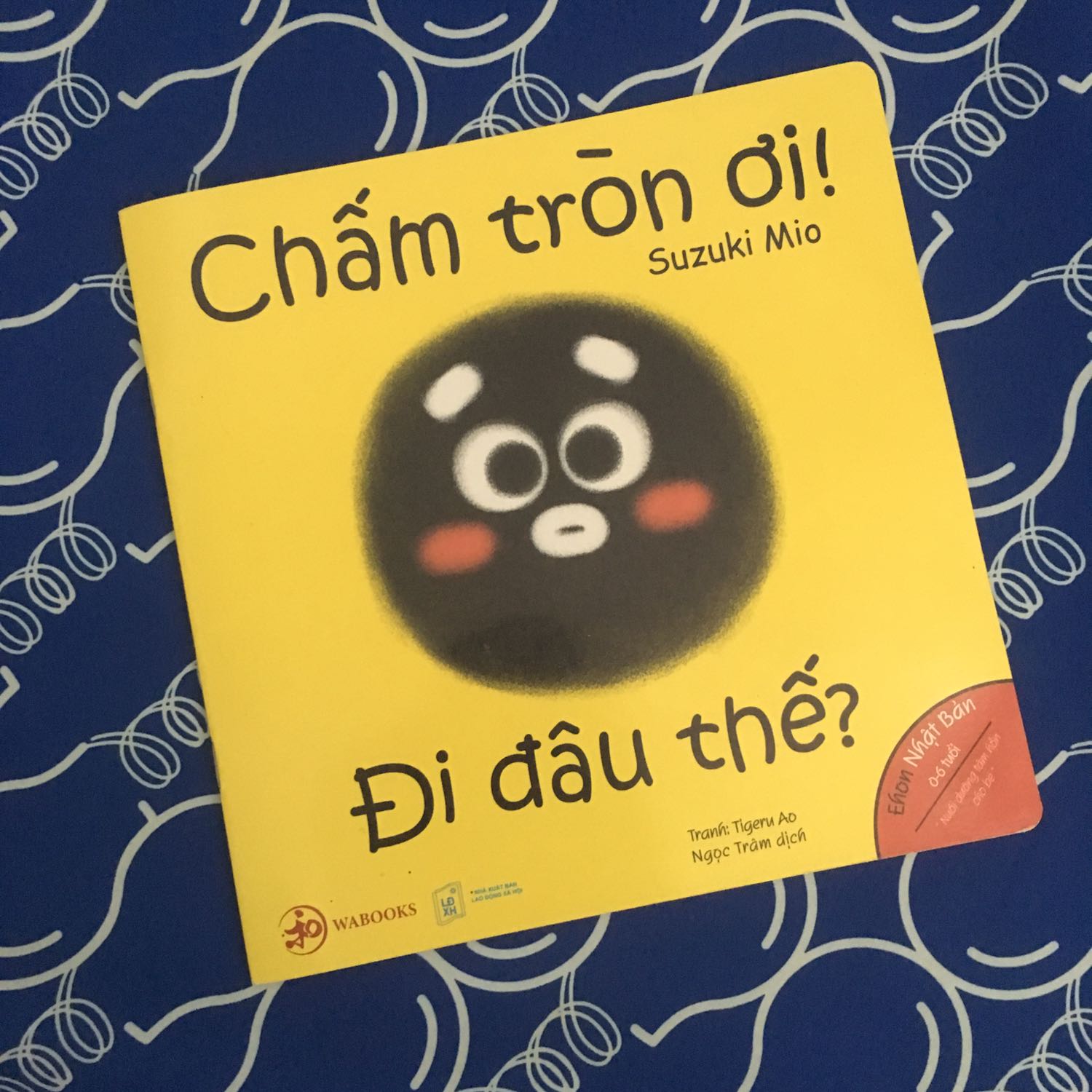 Mình đọc cho bé nghe từ 2 tháng tuổi, mỗi tối trước giờ ngủ, bé rất thích. Đọc được 2 tháng rồi mà bé chưa chán. Sách có hình ảnh rõ ràng, giấy bóng đẹp. Cảm ơn tiki. Mình đọc cho bé nghe từ 2 tháng tuổi, mỗi tối trước giờ ngủ, bé rất thích. Đọc được 2 tháng rồi mà bé chưa chán. Sách có hình ảnh rõ ràng, giấy bóng đẹp. Cảm ơn tiki.