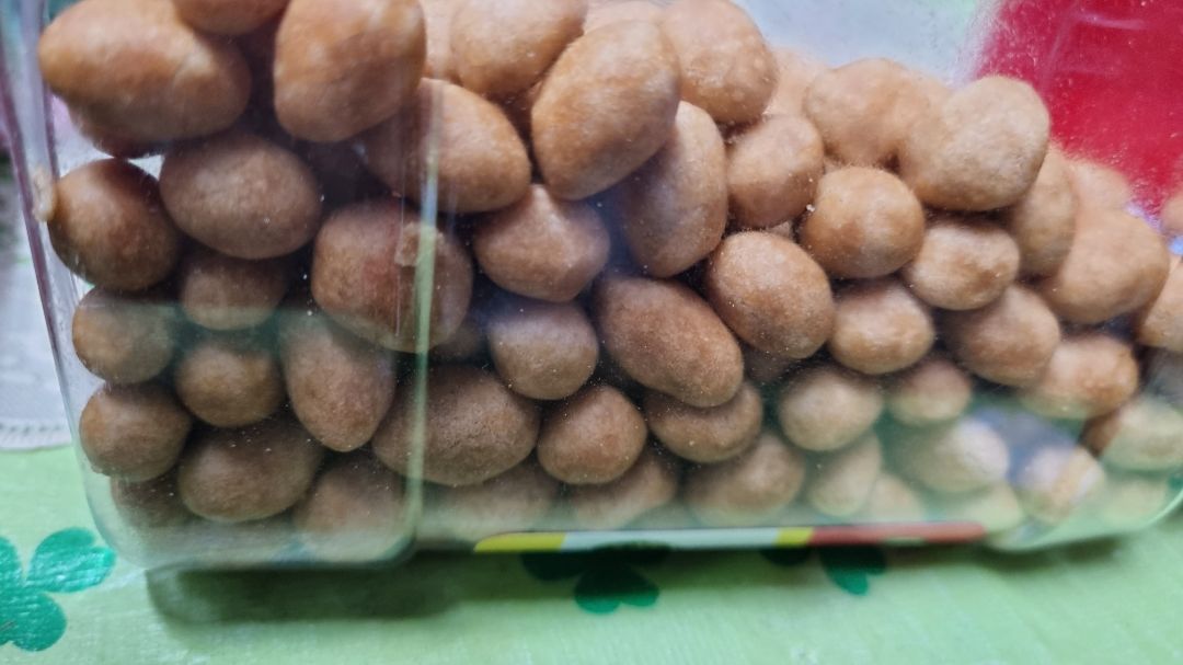 Sản phẩm mới nên ngon giòn, rất hấp dẫn, giá tiền cũng ok?