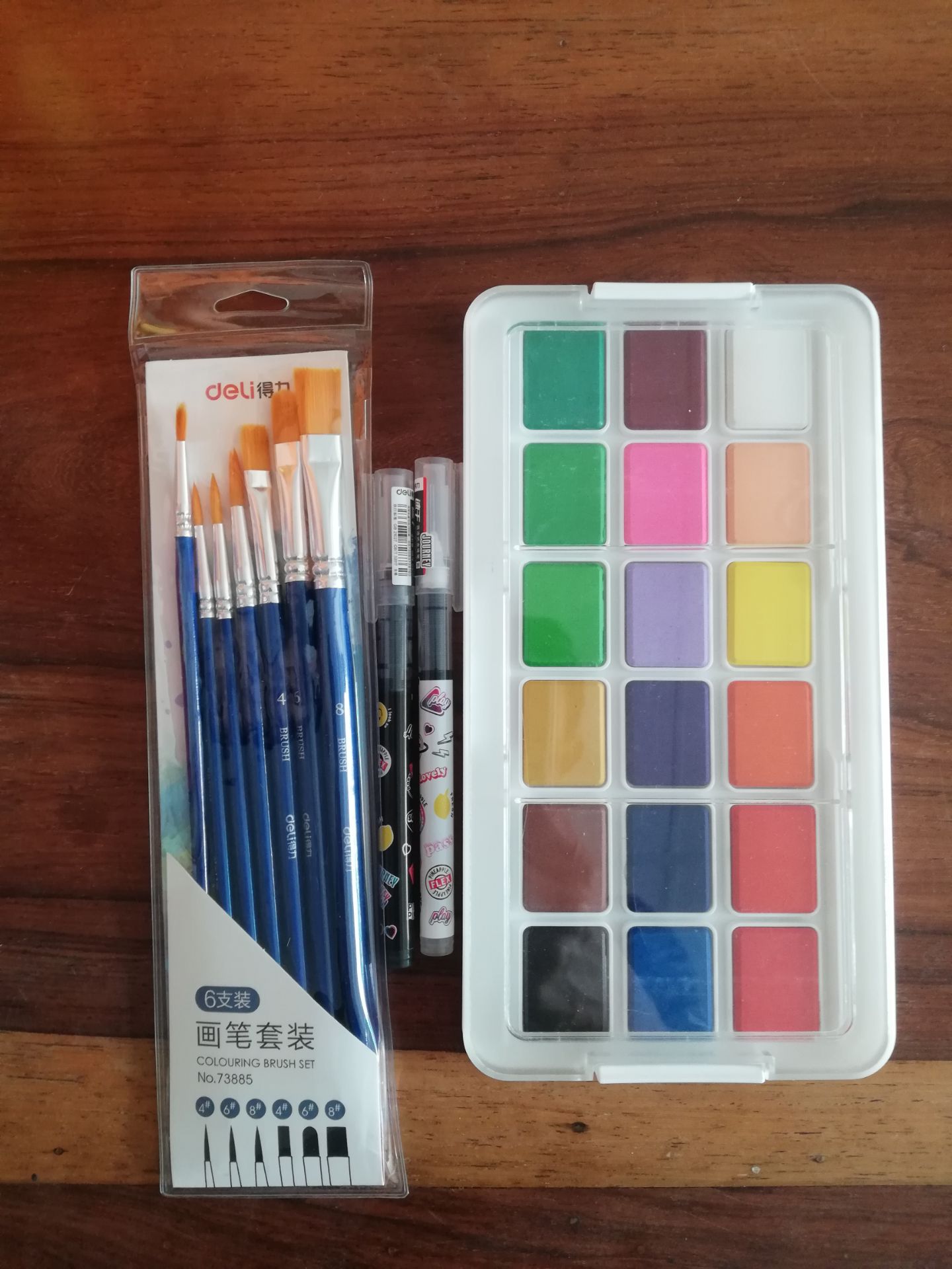 Bị rớt 1 viên màu trắng. còn lại đều tốt. Best inc hỗ trợ nhiệt tình. Cần giao nhanh qua ngày hôm sau là hàng về tới.