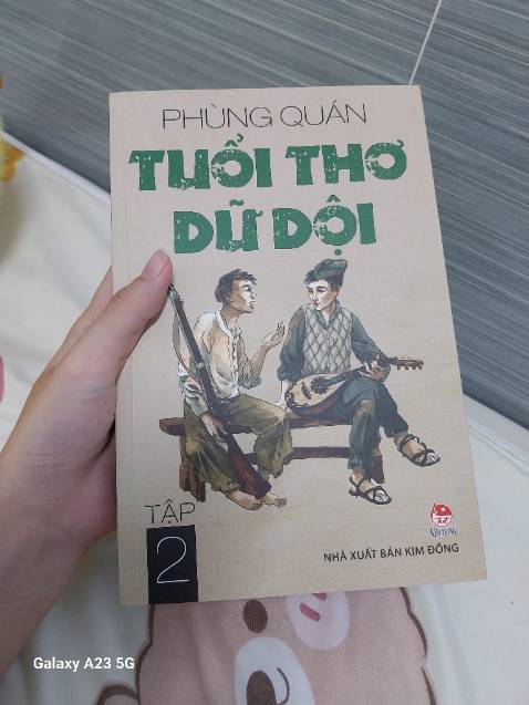 Đóng gói cẩn thận giao hàng nhanh sách mới nguyên vẹn mực in đều đậm rõ nét