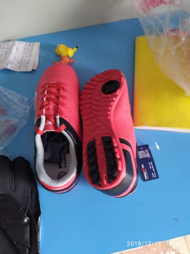 Đã nhận hàng, đợt này giao lâu quá 1 tuần. Chất lượng hoàn thiện khá tốt, độ bền thì phải chờ thời gian sử dụng. Nên mua ,bé trai rất thích ???????