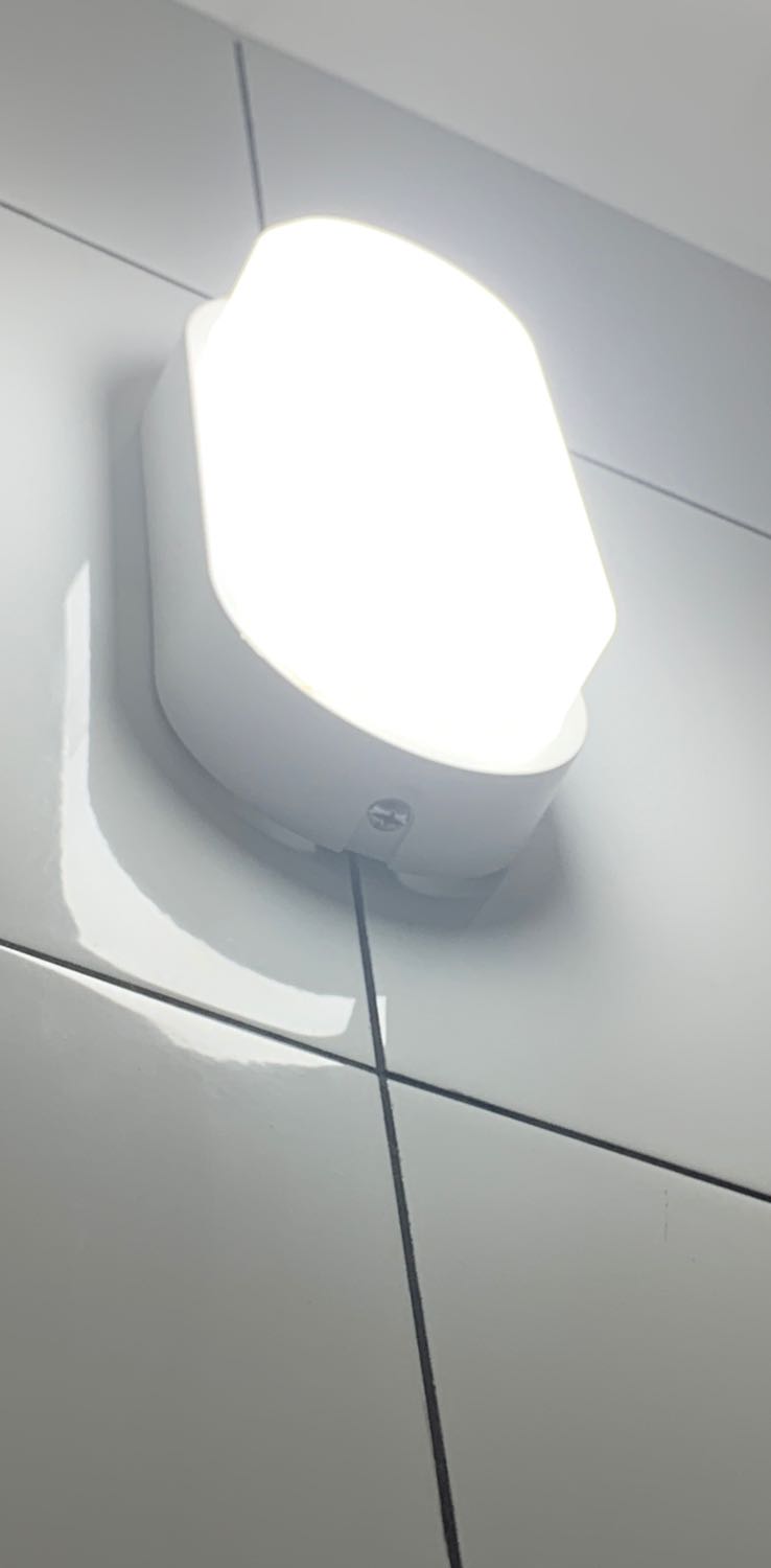 Sản phẩm khá là chất lượng. Hàng chính hãng siêu sáng hài lòng khi mua hàng.