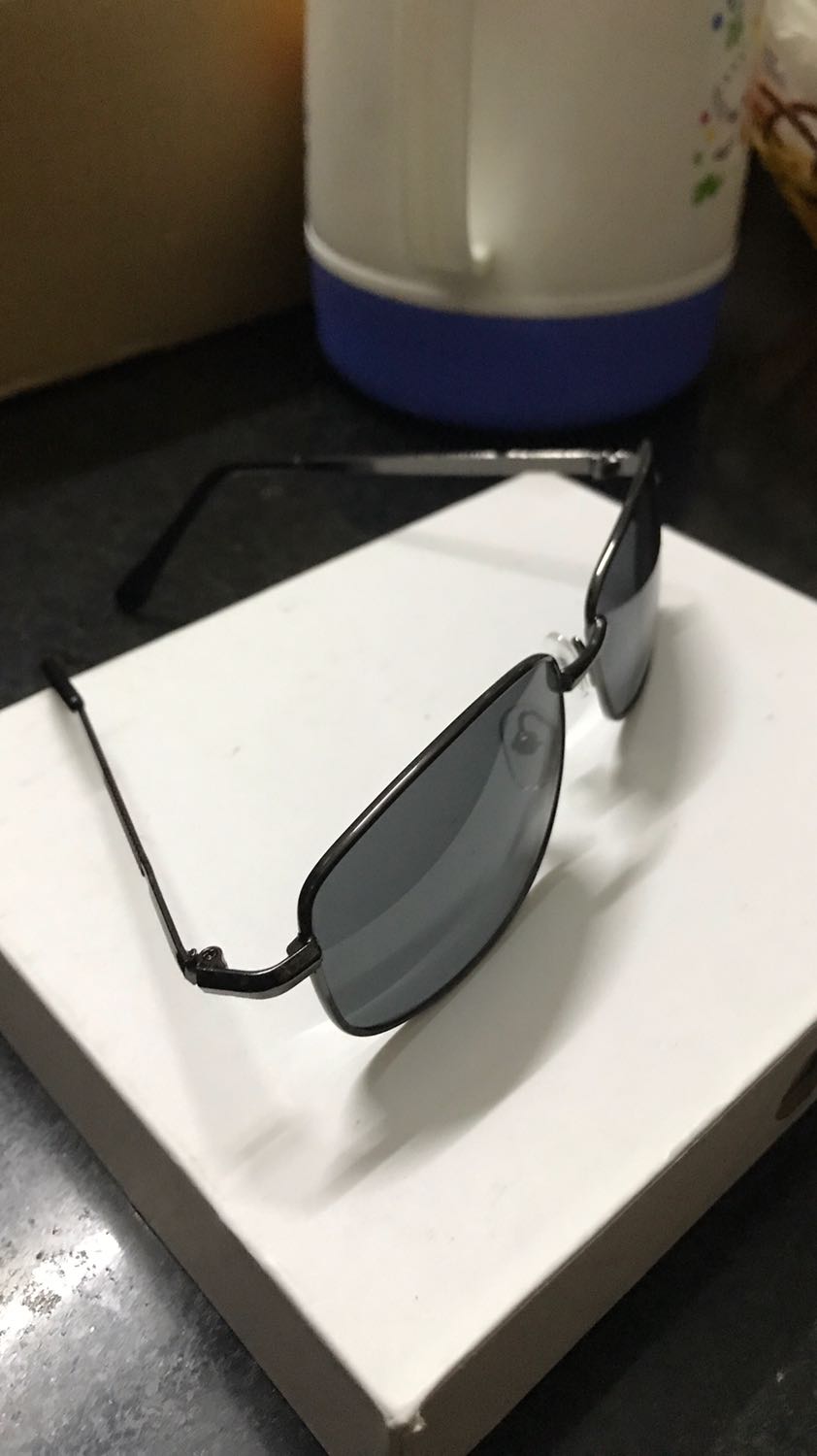 Sản phẩm giao không đúng với hình đăng trên , nhưng vẫn ok với sản phẩm giao,