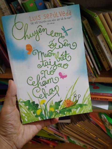 Cuốn sách toàn bài thơ hay. Mình rất thích đọc cho 2 bạn bé nhà mình nghe