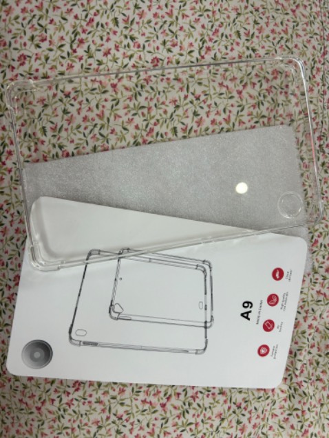 Ốp vừa vặn, xinh xắn, giao hàng nhanh (lúc mình đặt hàng trên Tiki thấy thời gian giao là ngày mai nhưng hôm nay mình đã nhận được hàng rồi) shop uy tín ❤️