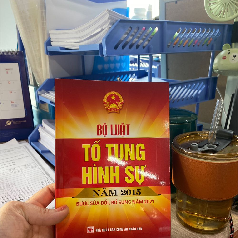 Đặt của nhà xuất bản lao động lại giao nhà xuất bản công an nhân dân