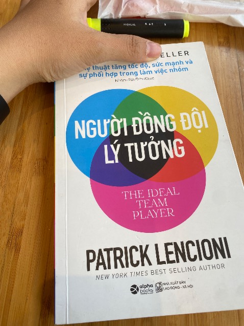 Nội dung hấp dẫn và lôi cuốn qua câu chuyện thực tế. Đúc kết rõ ràng và mang tính ứng dụng cao để có thể triển khai cho doanh nghiệp