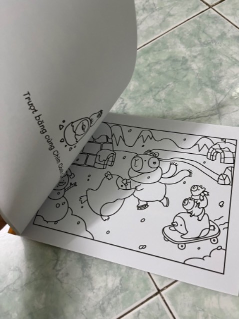 Được 32 trang, giấy dày nên tô bằng màu acrylic cũng ko thấm xuống tờ sau