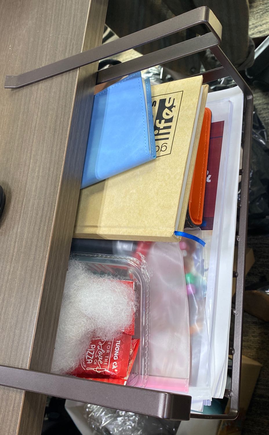 Chắc chắn, tốt. Dc tặng thêm móc khoá cú dễ thương. Tiện lơji cho văn phòng. 
Gọn gàng hơn. Giao hàng nhanh. Sẽ mua thêm nếu cần Chắc chắn, tốt. Dc tặng thêm móc khoá cú dễ thương. Tiện lơji cho văn phòng. 
Gọn gàng hơn. Giao hàng nhanh. Sẽ mua thêm nếu cần