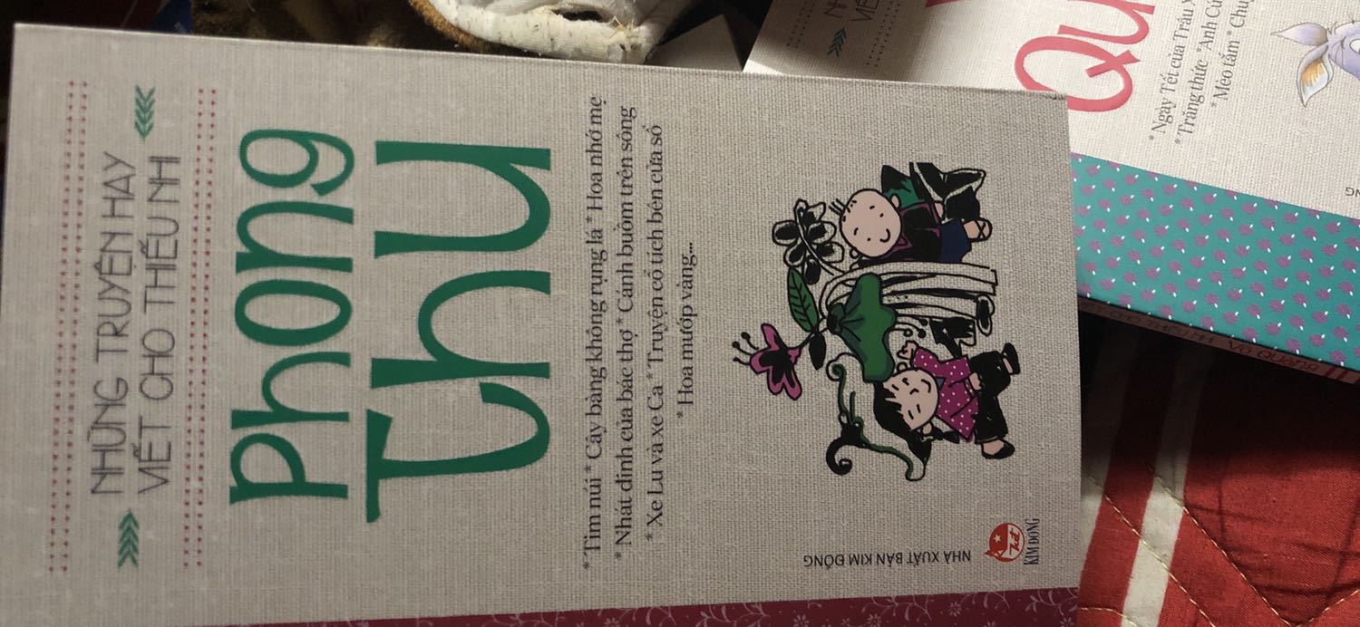 Tiki giao hàng rất nhanh, sách đẹp, nội dung được chọn lọc, phù hợp cho các bạn tiểu học, trung học. Mình nghĩ các bố mẹ nên mua cả bộ giúp bạn nhỏ trau dồi vốn văn học!